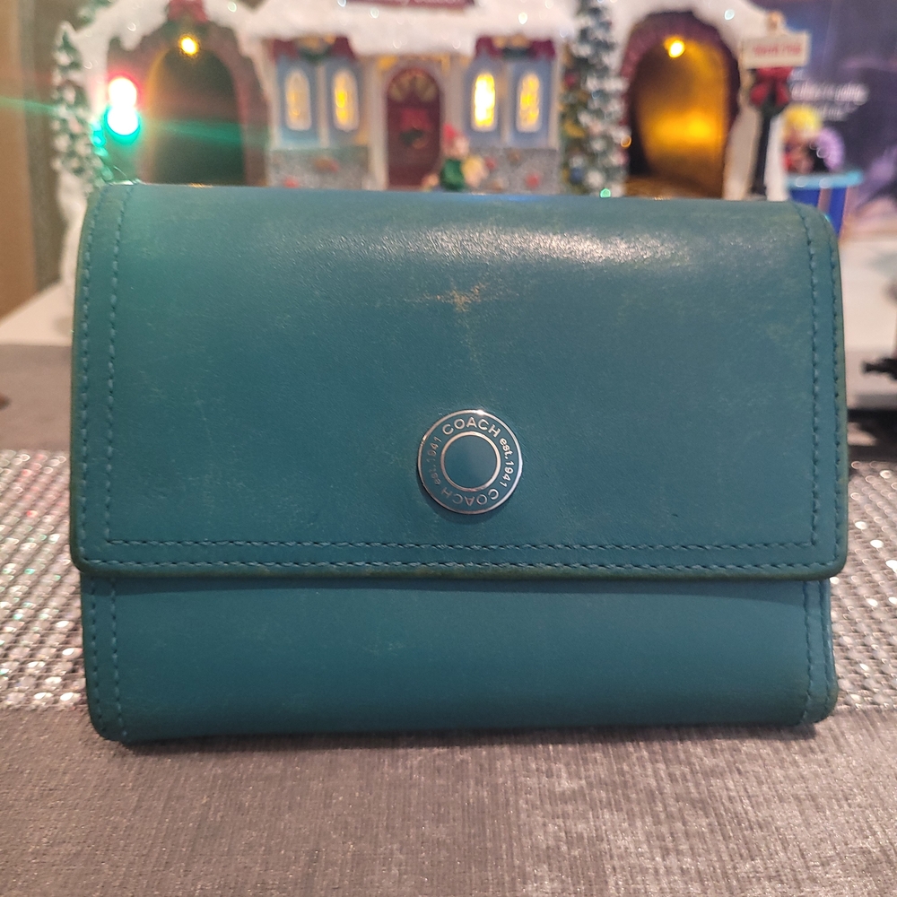 Coach Vintage Genuine Leather Turquoise Billfold for Women